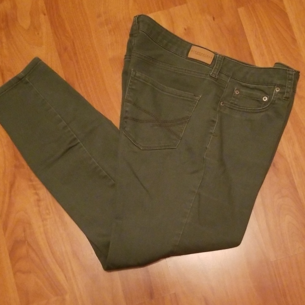 Womens Aeropostale green Jean's size 12